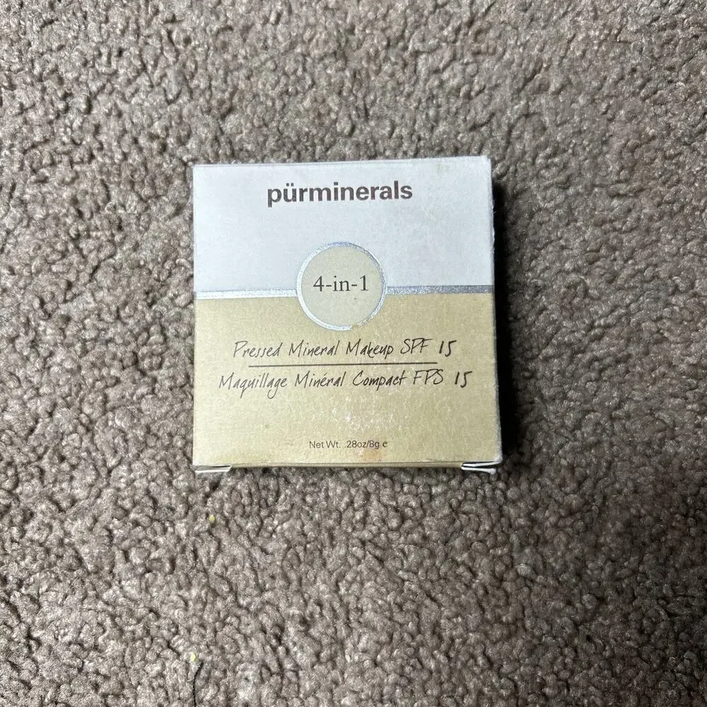 PURMINERALS ~ 4-IN-1 PRESSED MINERAL MAKEUP ~ PORCELAIN ~ .28 OZ Expired 05/08